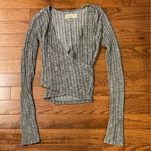 Gray Long Sleeve Crop Top